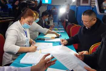 Фотография к новости: Сайлаудан соң елді үлкен өзгерістер күтіп тұр – кандидат Әуесбаев дауыс берді