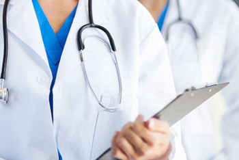 Фотография к новости: Министр: Алдағы 3 жылда болашақ дәрігерлерге грант көбейеді