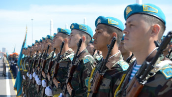 Фотография к новости: ҰБТ-сыз грант. Әскерилерді іріктеуде «алалау» болуы мүмкін бе?