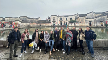 Фотография к новости: Тәжірибе мен білім. Шетелдік журналистер Қытайда тағылымдамадан өтті