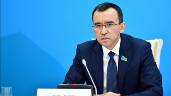 Фотография к новости: Мәулен Әшімбаев: Сот тәуелсіз әрі ашық болмаса, заң үстемдігі орнамайды