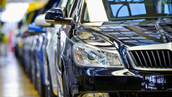 Фотография к новости: Автонесие: Автосалондар көлік бағасының 30%-ын төлеуді талап етуі қаншалықты заңды? - Министр жауабы