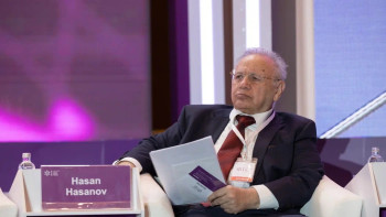 Фотография к новости: Кеңес одағы ешбір қантөгіссіз ыдырады деп айтуға болмайды - Гасанов