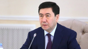 Фотография к новости: Қошанов 2023 жылы Мәжіліс алдында тұрған міндетті атады