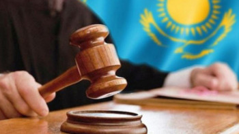 Фотография к новости: Мәжіліс Конституциялық Соттың үш судьясын тағайындады