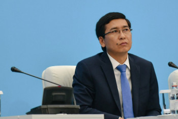 Фотография к новости: Қарапайым мұғалімнен министрге дейін. Аймағамбетов министр ретінде не бітірді?