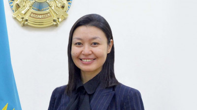 Халықаралық қатынастарды бітіріп, экологияны басқаруға келген Сүлейменова кім?