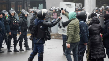 Фотография к новости: Қаңтар оқиғасы. Адвокат қаза тапқан барлық азаматтың отбасына материалдық көмек ұйымдастыруды ұсынды