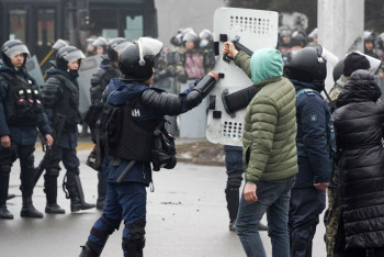 Фотография к новости: Қаңтар оқиғасы. Адвокат қаза тапқан барлық азаматтың отбасына материалдық көмек ұйымдастыруды ұсынды