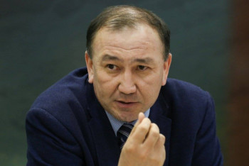 Фотография к новости: Заңгер: Өзгеріс жасаймын десе халықтың мал бағатын жерін қайтарудан бастасын