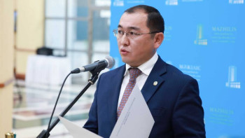 Фотография к новости: Украинада тігілген киіз үй: СІМ Ресей өкіліне жауап берді