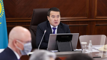 Фотография к новости: Смайылов: Біздің міндетіміз – биыл инфляцияны 2 есеге төмендету