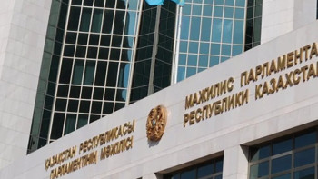 Фотография к новости: Мәжіліс «Елбасы туралы» заңның күшін жоюды қарайтын комиссияға енетін депутаттарды бекітті