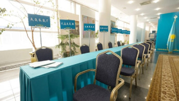 Фотография к новости: Әділ сайлау өткізу үшін басқа жол жоқ. Депутаттар сайлау учаскесіне камера орнатуды ұсынды