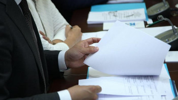 Фотография к новости: Сенаттан қай депутаттар кетуі мүмкін?