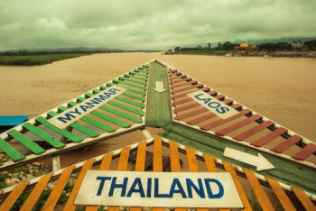 Фотография к новости: 10 мың доллар талап етеді: «Алтын үшбұрыш» аталып кеткен еңбек құлдығы туралы не белгілі?