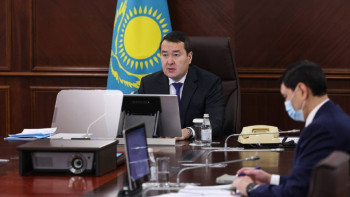 Фотография к новости: Үкімет басшысы Ұлытау облысының әкіміне ескерту жасады