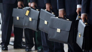 Фотография к новости: Әкімдерді билік партиясынан шығарып, бір мерзімге ғана тағайындау ұсынылды