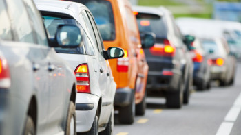 Фотография к новости: Шетелдік авто, 200 мың теңге. Қазақстанда көлікті заңдастыру басталды