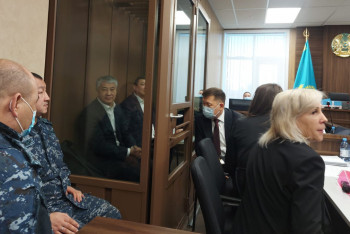 Фотография к новости: Журналистерге  соттан ақпарат таратуға тыйым салынды