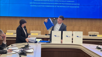 Фотография к новости: Сайлау. «Ақ жол» партиясы ОСК-ға құжаттарын тапсырды