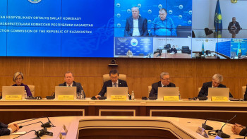 Фотография к новости: «Қазақстан халық партиясы» ОСК-ға 52 адамның тізімін ұсынды