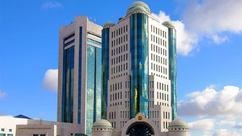 Фотография к новости: Сенат ЕАЭО шекараларындағы сауда кедергілерін жоюға қатысты заңды мақұлдады