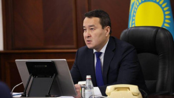 Фотография к новости: «Кәсібиліктің жоғары деңгейін көрсетті». Смайылов ТЖМ қызметкерлеріне алғыс білдірді