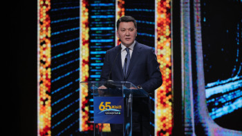 Фотография к новости: Мемлекет басшысы “Qazaqstan” телеарнасын 65 жылдығымен құттықтады