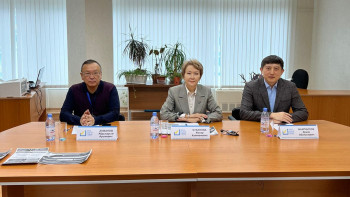 Фотография к новости: Астанада "Адал сайлау үшін" штабының кезекті отырысы өтті