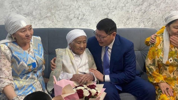 Фотография к новости: Ақтау қаласында 101 жастағы кейуана тұрады