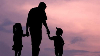 Фотография к новости: Жұмыс, жұмыс деп отбасын кейінге қалдырмаңыздар - жалғызбасты әке