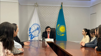 Фотография к новости: Әлемдік және дәстүрлі діндер көшбасшыларының съезі бойынша дәріс өтті