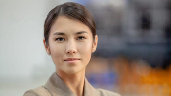 Фотография к новости: Қазақстан экономикасы табысқа жетуі керек - Динара Шүкіжанова