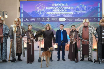 Фотография к новости: Түркістанда туристік маусым ашылды