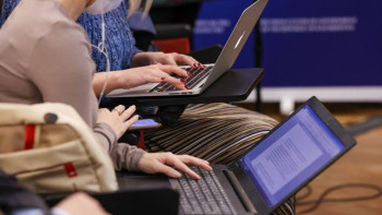 Фотография к новости: БАҚ туралы заң. Ақпарат министрлігі баспасөз картасының артықшылығын түсіндірді