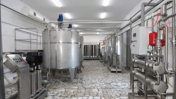 Фотография к новости: Түркістан облысында түйе сүтін өңдейтін зауыт ашылды