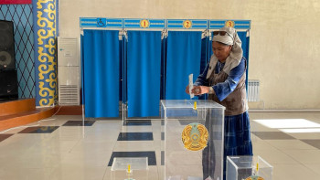 Фотография к новости: Маңғыстауда 70 жастағы таксист әже өз таңдауын жасады