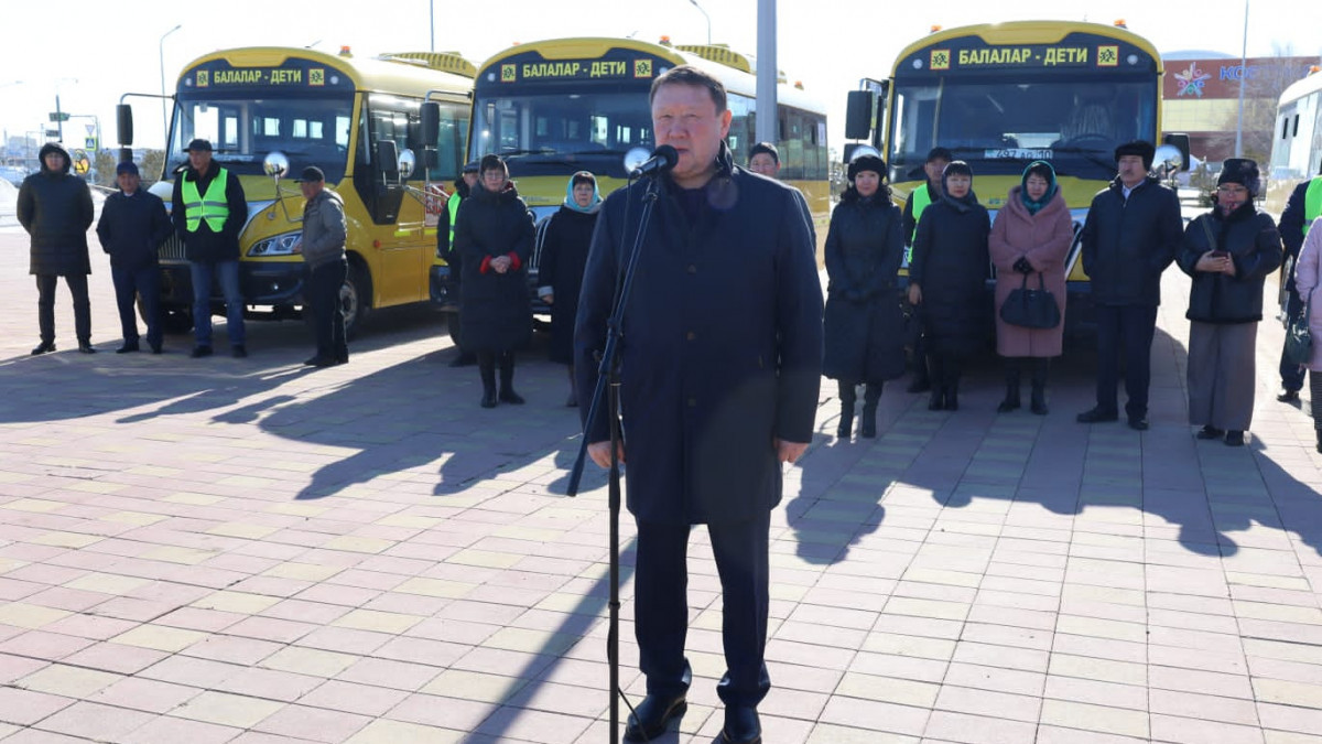 Қостанай оқушыларын су жаңа 28 автобус тасымалдайды