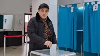 Фотография к новости: Әрбір қазақтың әділетті қоғамда ғұмыр кешуін қалаймын - Серікзат Дүйсенғазы