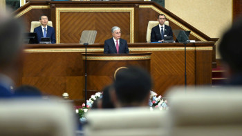 Фотография к новости: Тоқаев «Қазақстанның халық әртісі» атағын қайтарды