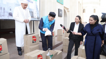 Фотография к новости: 1000 отбасыға «Рамазан қоржыны» үлестірілді