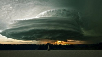 Фотография к новости: АҚШ-та торнадодан 600 адам зардап шекті