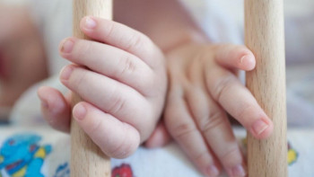 Фотография к новости: Екі баласын сатқан оралдық әйел қолға түсті