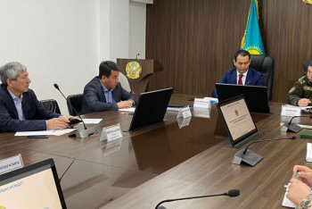 Фотография к новости: Жамбылда әскери қалашықтарды дамыту мәселелері талқыланды