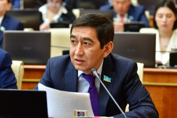 Фотография к новости: Зайытов Петропавл мен Павлодар атауын өзгертуді қандай жағдайда қолдайтынын айтты