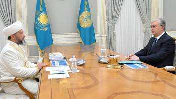 Фотография к новости: Мемлекет басшысы Бас мүфтиді қабылдады