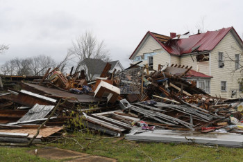 Фотография к новости: АҚШ-та  дүлей дауылдан 5 адам қаза тапты