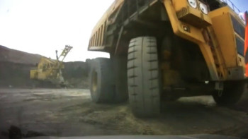 Фотография к новости: БҚО-да оқушы өз әкесін жүк көлігімен басып кетті