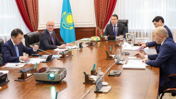 Фотография к новости: Смайылов тау-кен металлургия кешенін дамыту жөнінде кеңес өткізді